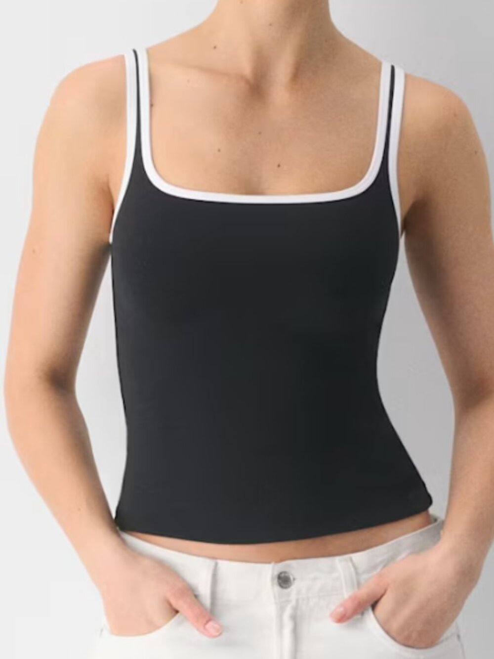 Aritzia Original Contour Penchant Tank